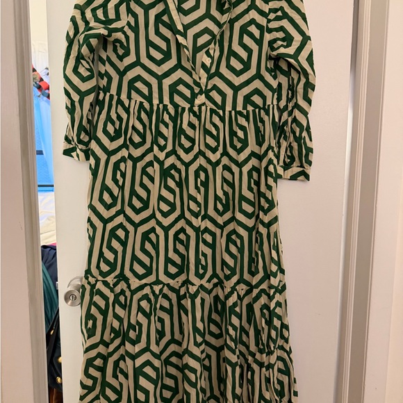 H&M Fun Dress - Picture 1 of 3